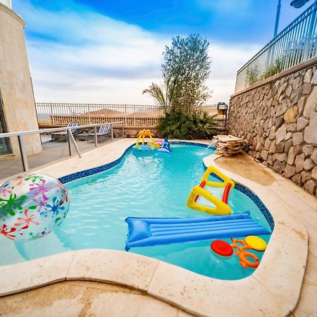 Appartamento Yalarent Oasis Garden With Private Pool Eilat Esterno foto